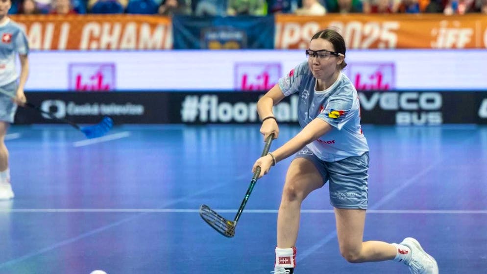 Norina Reusser scores two beautiful goals against the Czech Republic