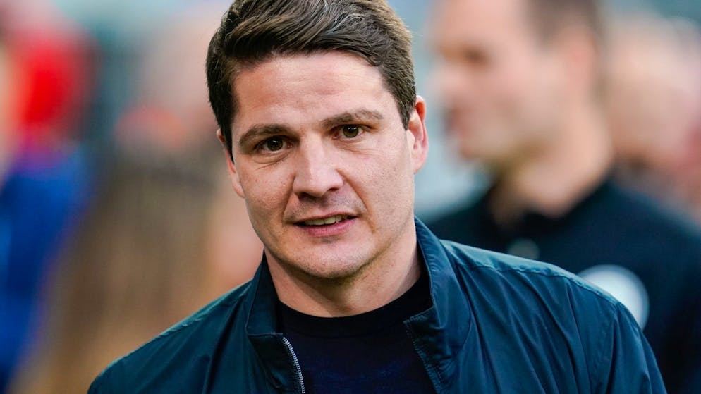 Pirmin Schwegler soll von der Eintracht nach Wolfsburg wechseln. (Archivbild)