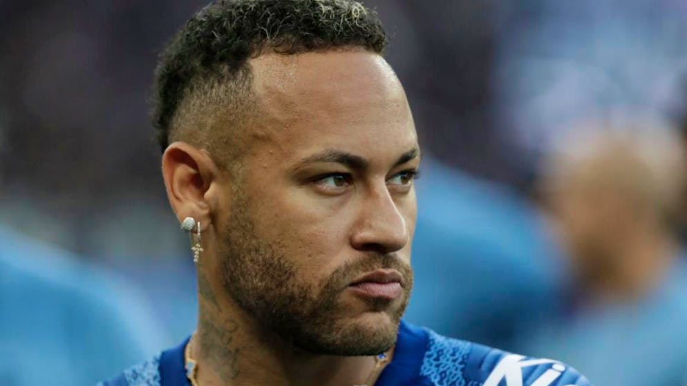 Klassenerhalt geschafft. Neymar muss am linken Knie operiert werden