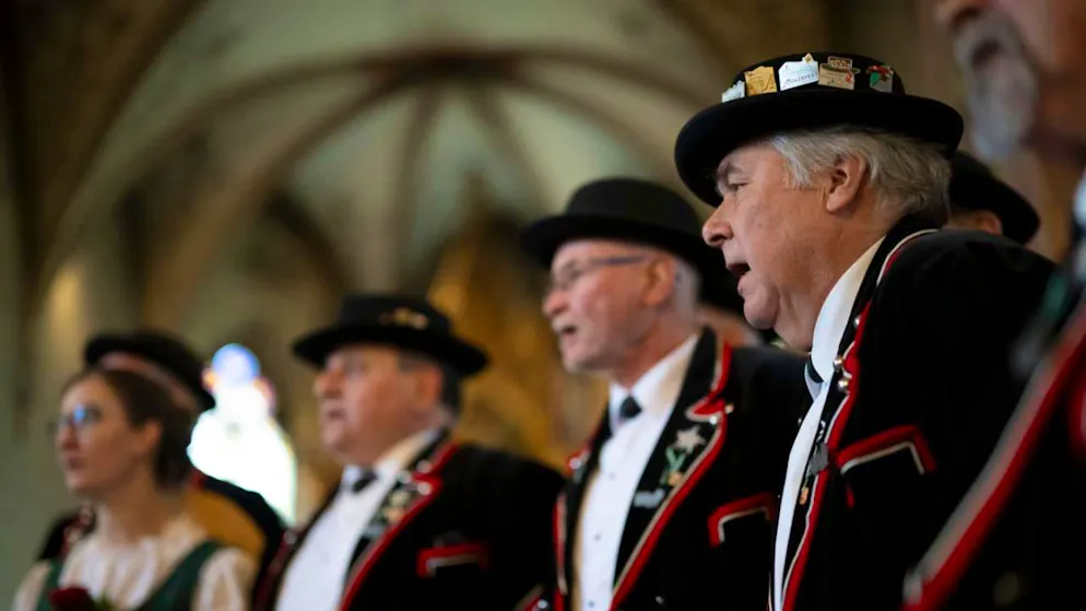 Lo jodel è un simbolo delle tradizioni elvetiche.