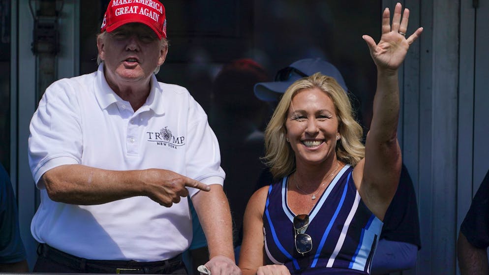 Parteikollegin Greene teilt aus. «Alle haben angefangen, Trump den A**** zu küssen»