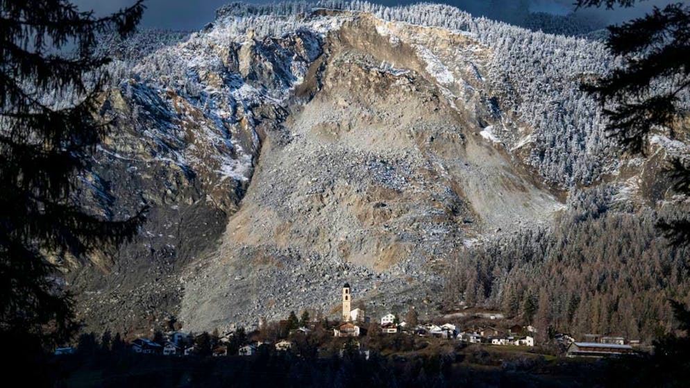 Il Gran Consiglio retico ha mandato un segnale di solidarietà agli abitanti di Brienz/Brinzauls. Il credito di 50 milioni di franchi destinato al ricollocamento preventivo è stato approvato quasi all'unanimità.