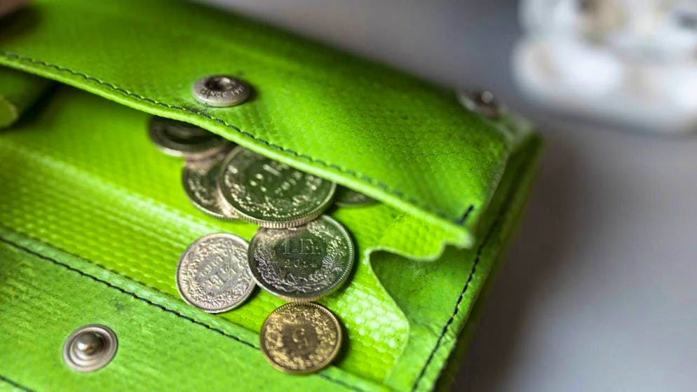 Almost half of the Swiss are concerned about healthcare costs. (archive picture)