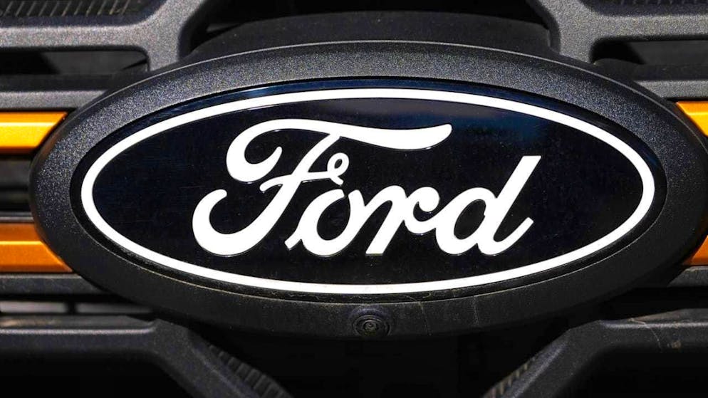 The US car manufacturer Ford is to produce electric cars together with Renault in France. The two affordable Ford brand models are planned for sale in Europe.