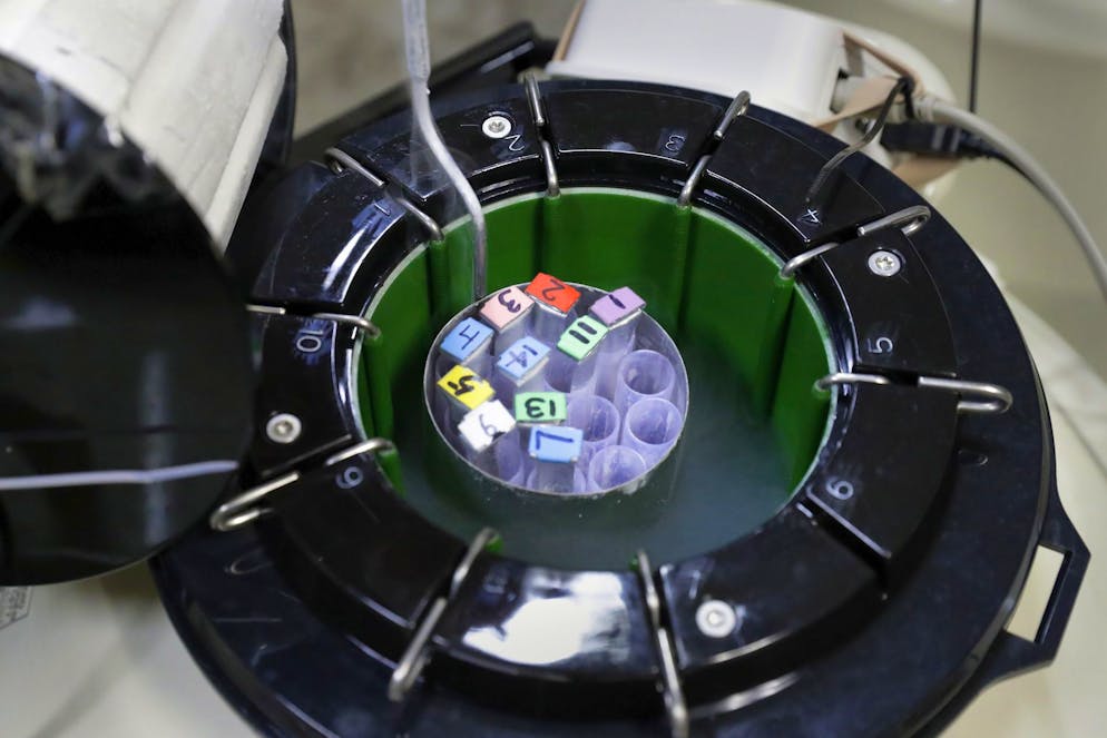 Lo sperma di un singolo donatore afflitto da una grave mutazione genetica, tale da accrescere enormemente il rischio di cancro, è stato commercializzato.