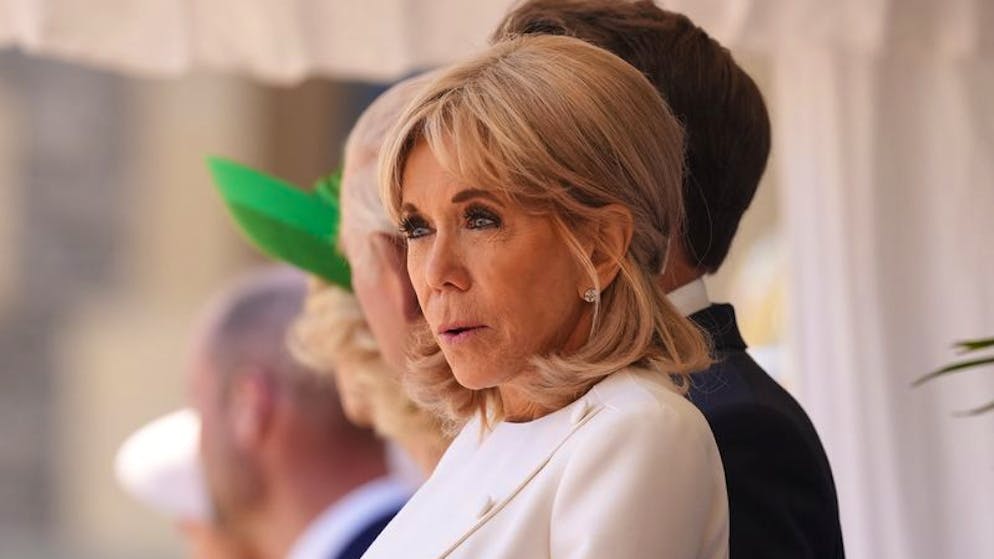 «Dreckige Schlampen». Wie beleidigend war Brigitte Macrons Wortwahl wirklich?