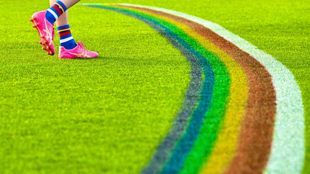 On June 26, the duel between Iran and Egypt is to take place as a Pride match.