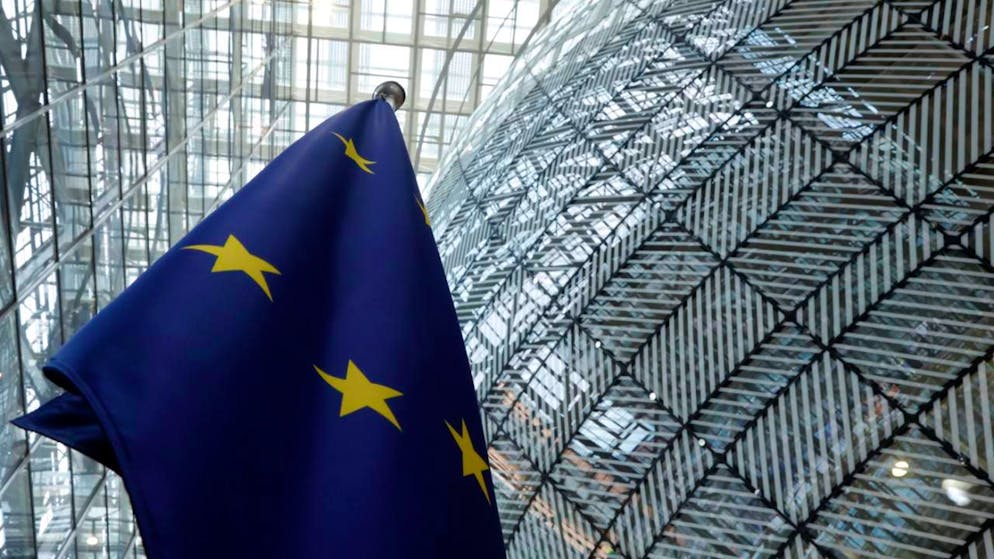 Per il commissario europeo al clima Wopke Hoekstra "si tratta di un accordo ambizioso e pragmatico che garantisce prevedibilità e flessibilità per tutti".