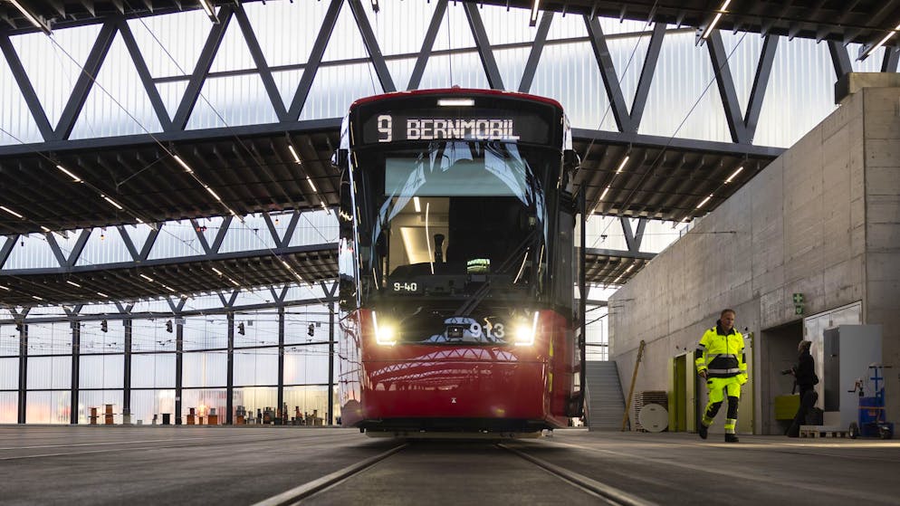 Delays and cancellations. Streetcar service disrupted in Bern - fire in the depot