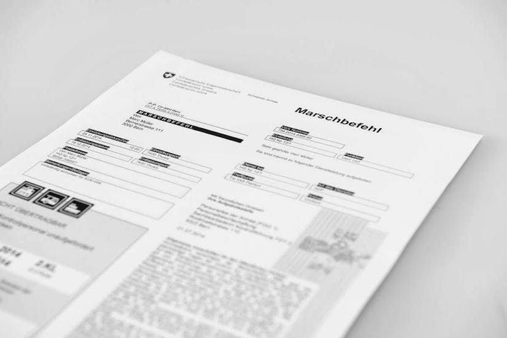 Con un ordine di marcia è possibile utilizzare gratuitamente i trasporti pubblici, purché sia autentico.