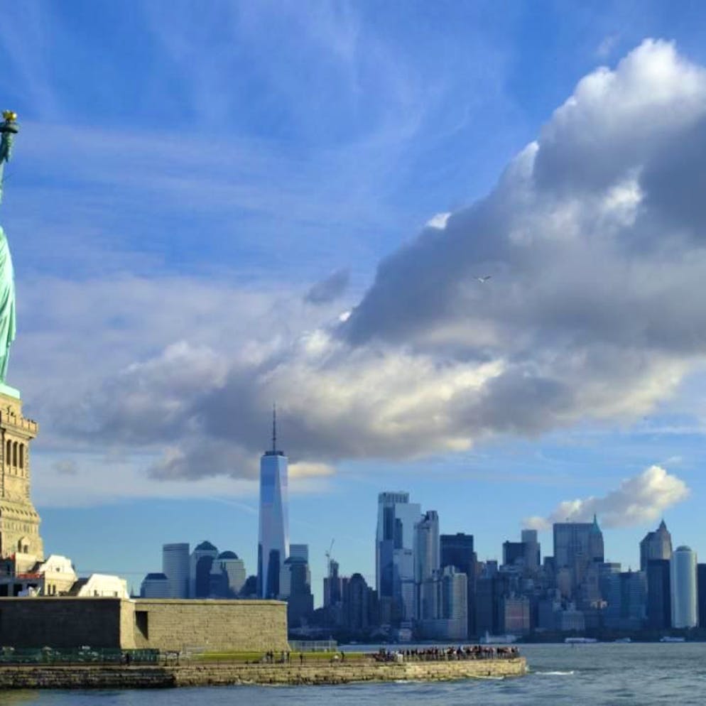 USA. Vers un examen de l'historique des réseaux sociaux des touristes étrangers