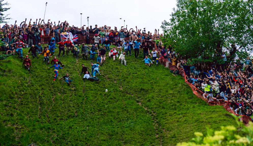 Sul Cooper's Hill il 26 maggio 2025