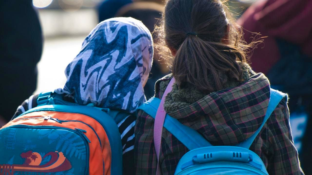 Politics. Austria: Headscarf ban until 14 in schools decided
