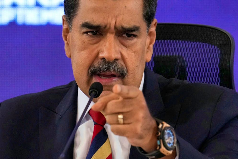 Venezuela condemns storming of oil tanker by US soldiers - Gallery. Venezuela's head of state Maduro accuses the USA of targeting his country's oil.