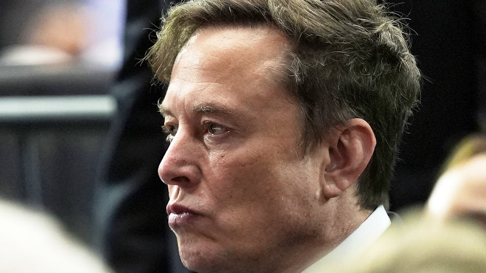 Elon Musk regrette d'avoir "brûlé" ses voitures Tesla avec la DOGE (archives).