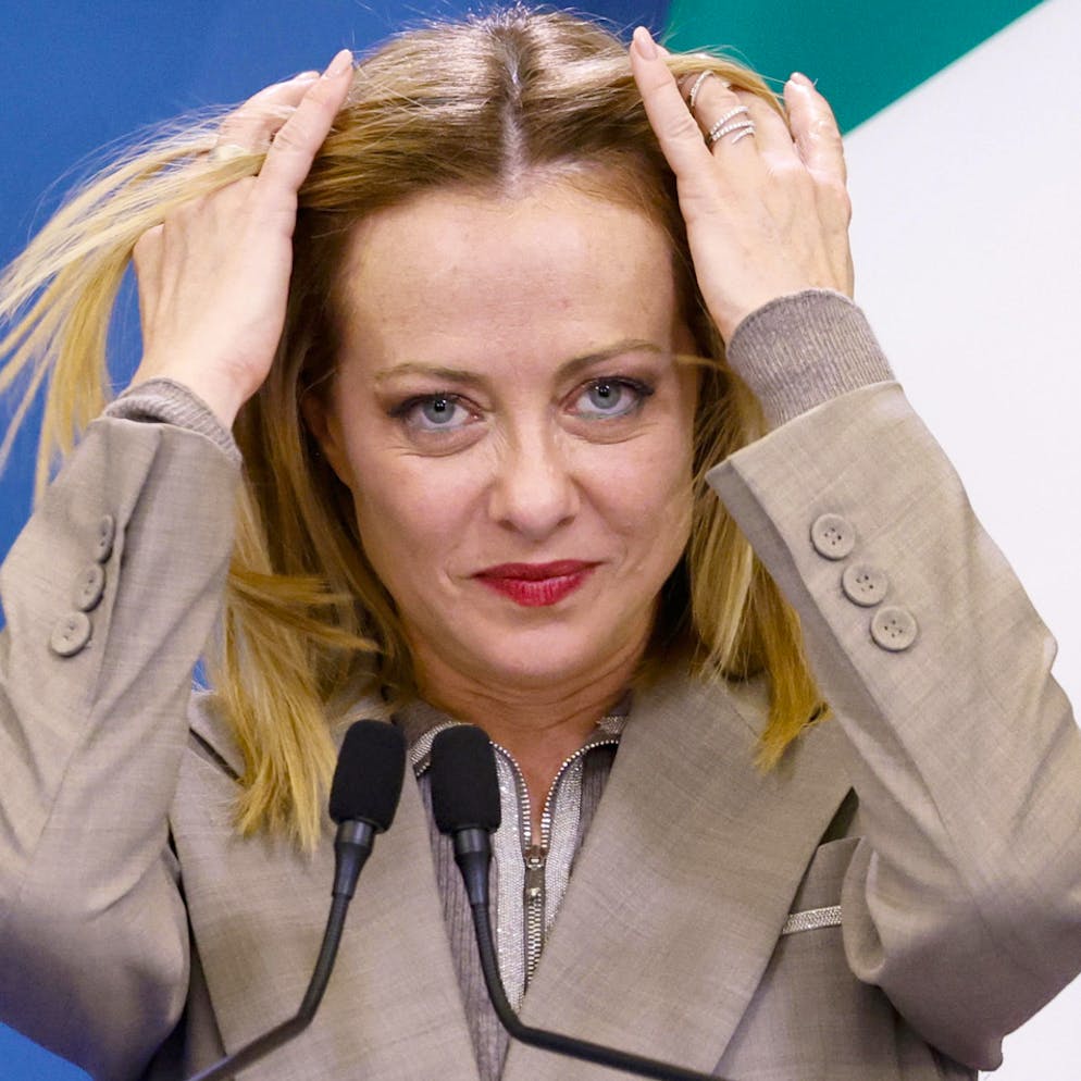 Italie. «Tu ne peux pas dire non à Giorgia Meloni» - L'extrême droite fait sa foire