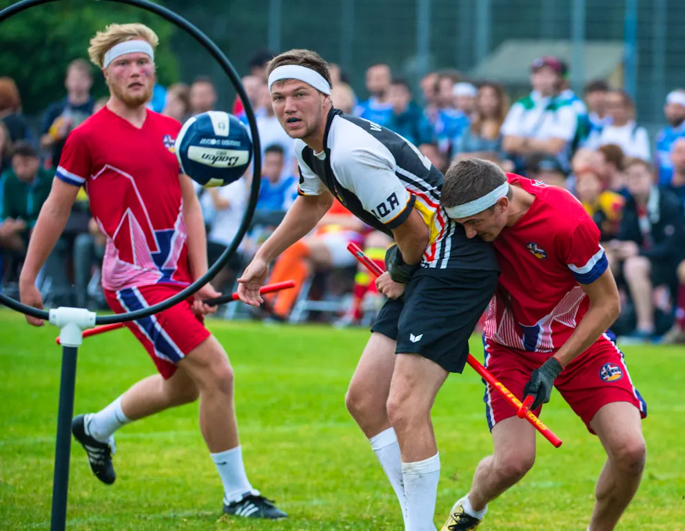 Dai campionati mondiali di Quidditch, un mix di pallamano, rugby e dogeball.