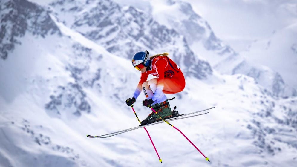 Ski cross. Fanny Smith on the World Cup podium for the 85th time