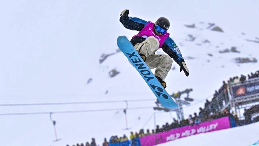 The snowboard freestylers have started the new season in China.