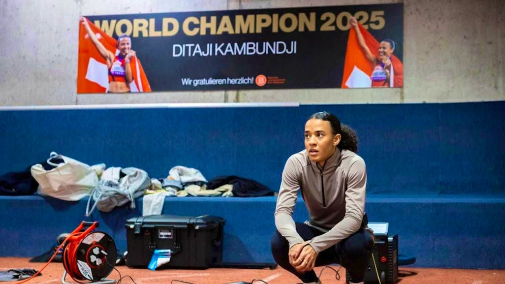 Success without airs and graces and no limits in mind - Gallery. Everyday training remains tough even for a world champion: Ditaji Kambundji in the running tunnel at the Wankdorf sports hall