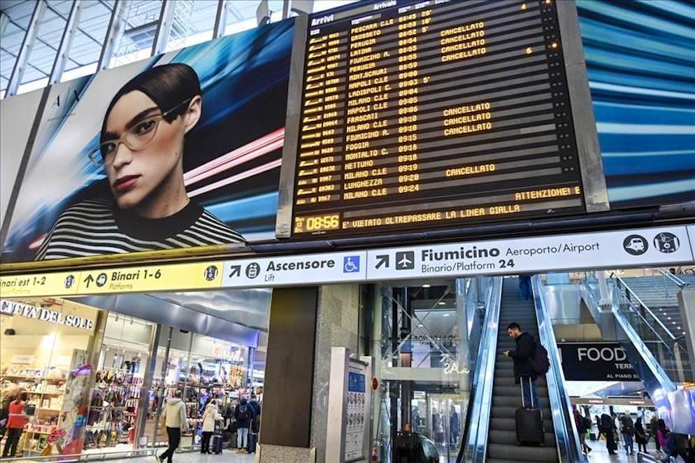 Sciopero generale in Italia, disagi anche sulla linea ferroviaria in Ticino