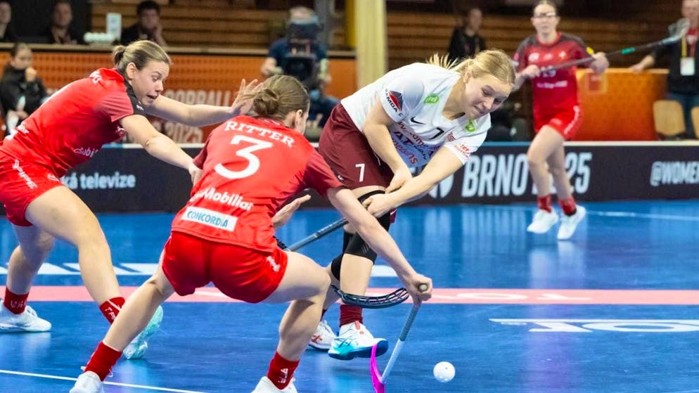 The World Championship semi-final against serial world champion Sweden will be complicated for the Swiss women with Naja Ritter (No. 3)