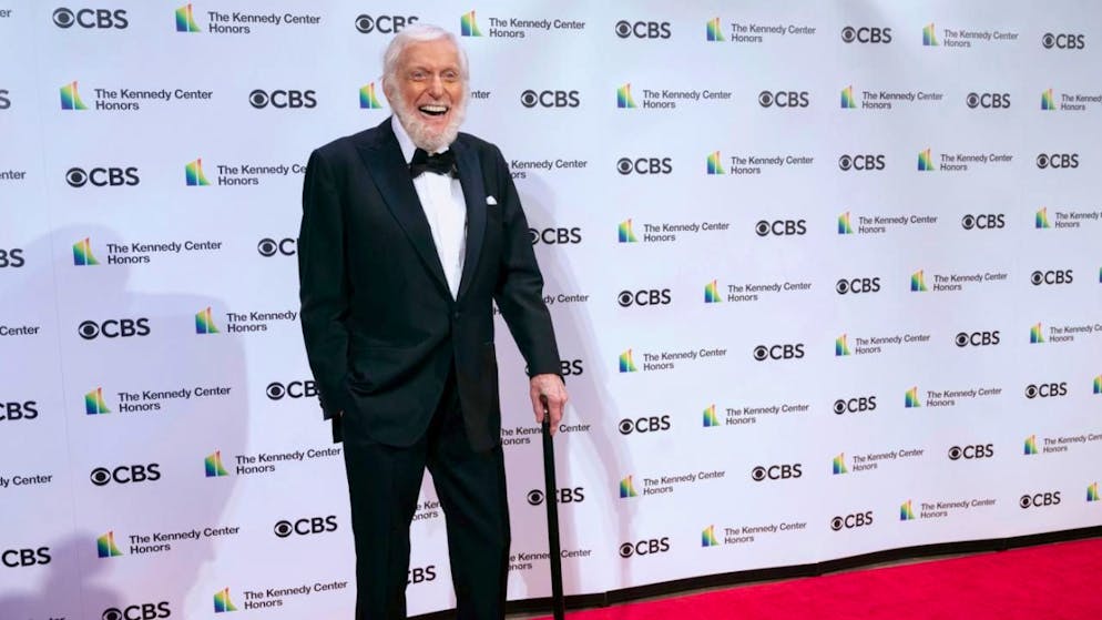 L'attore Dick Van Dyke (foto del 2021)