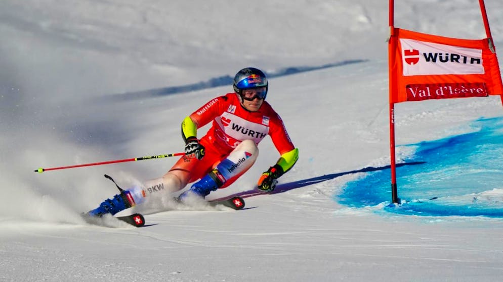 Alpine skiing. Odermatt and Meillard in lurking position - Brennsteiner in the lead