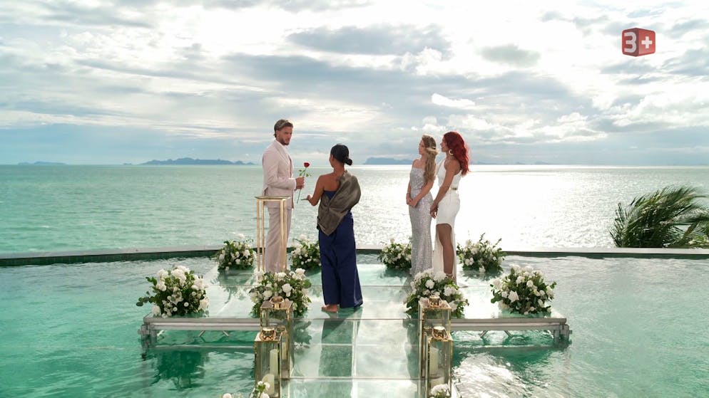 Dramatische Videobotschaft: Julias Warnung sorgt für Chaos im «Bachelor»-Final.