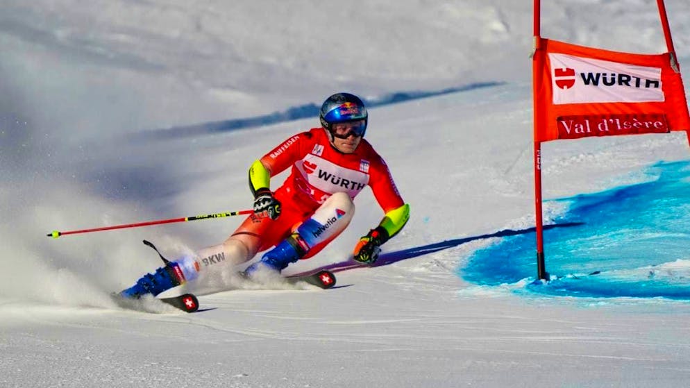 Marco Odermatt loses almost half a second on Austrian Stefan Brennsteiner's best time in the first run of the giant slalom in Val d'Isère