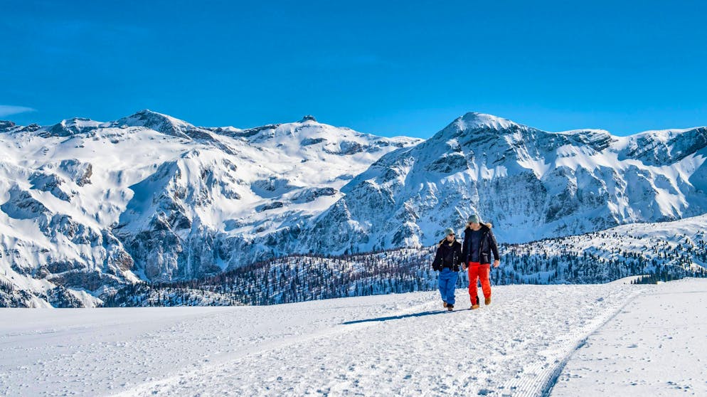 The view as far as the Wildhorn is a nice reward after a short ascent.