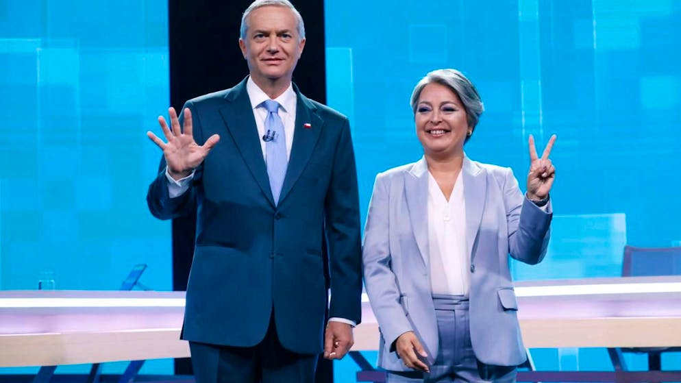 Politica. Ballottaggio in Cile, la scelta è tra due candidati di segno opposto