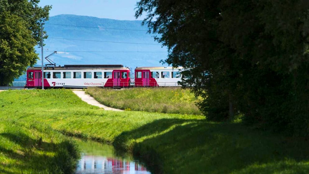 Refonte du parcours. Fin du trafic sur la ligne historique Orbe–Chavornay