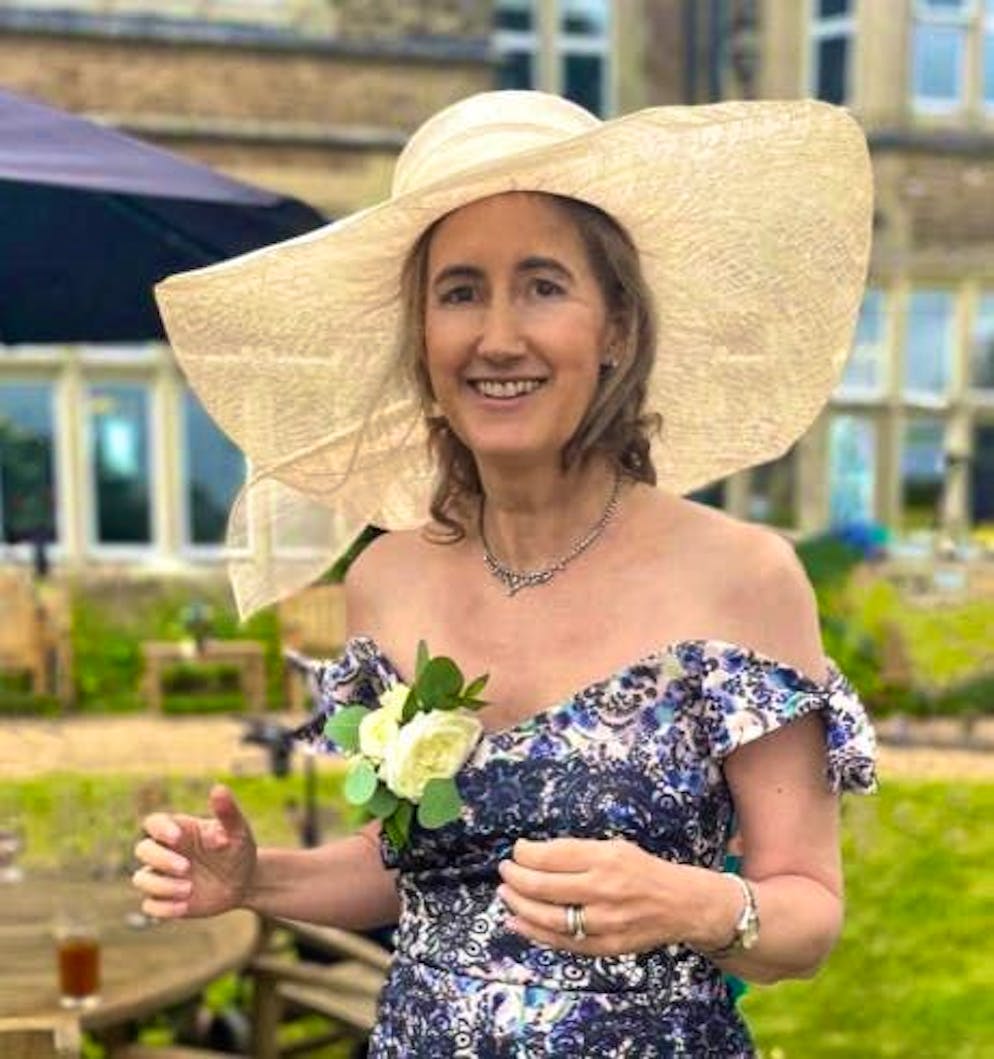 The British bestselling author Kinsella has died of cancer at the age of 55. Kinsella was her pen name, she was called Madeleine Wickham.