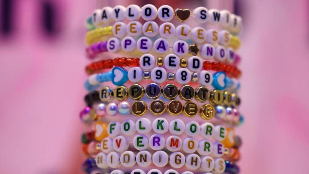 Für ihre Analyse untersuchten die Forscher auch Texte von US-Musikerin Taylor Swift. (Archivbild)