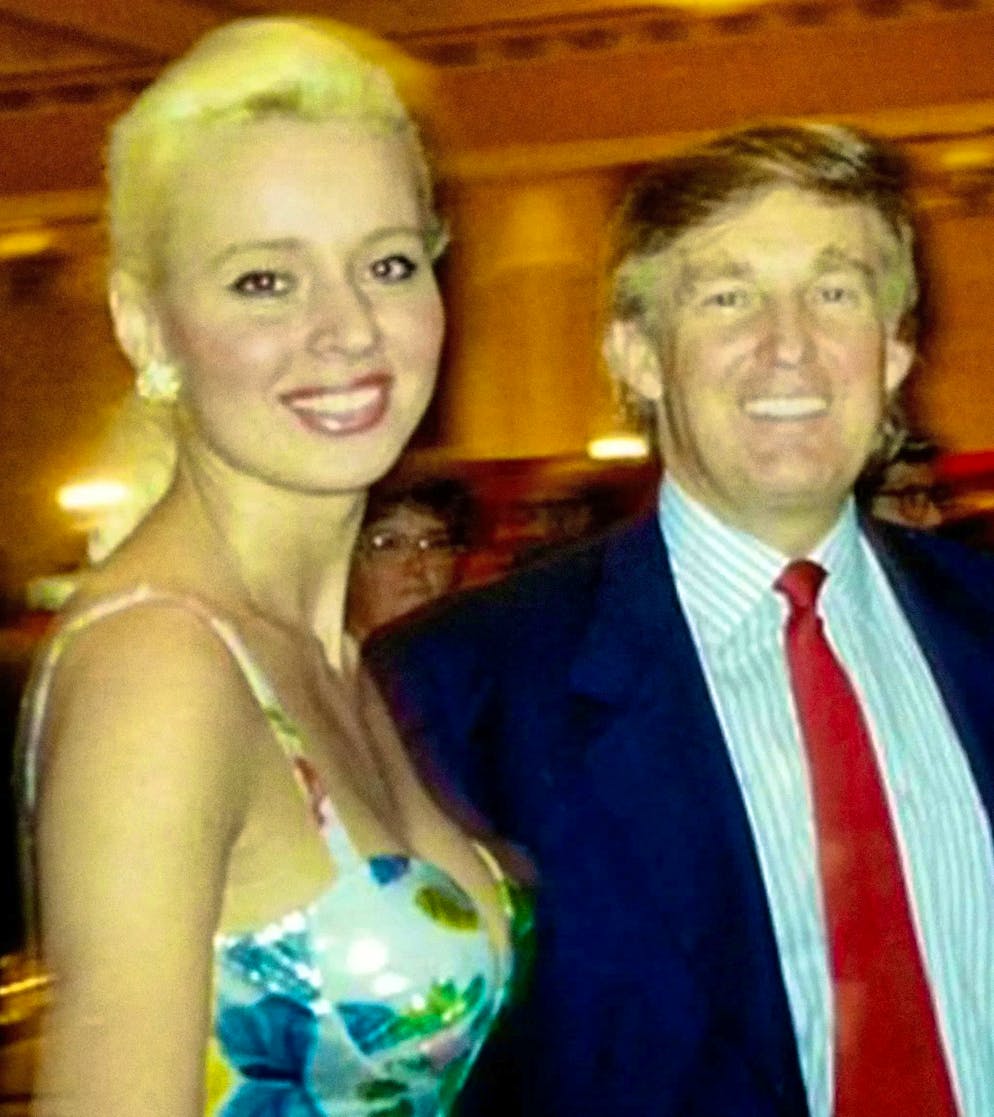L'ex finalista di Miss Svizzera con Donald Trump.