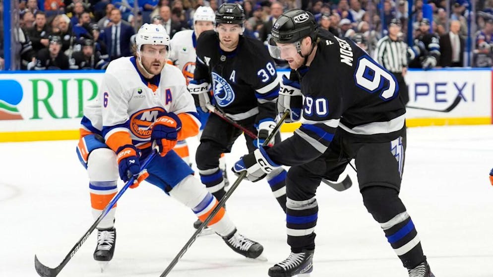 NHL. Nino Niederreiter fête son 1000e match par une victoire