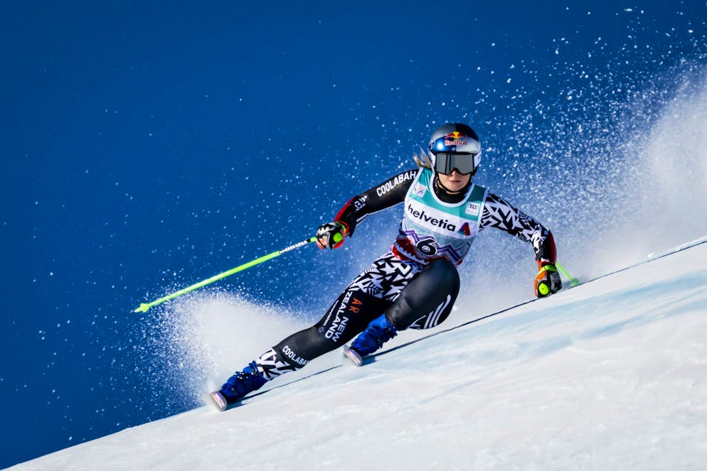 Alice Robinson vive una montagna russa di emozioni a St. Moritz.