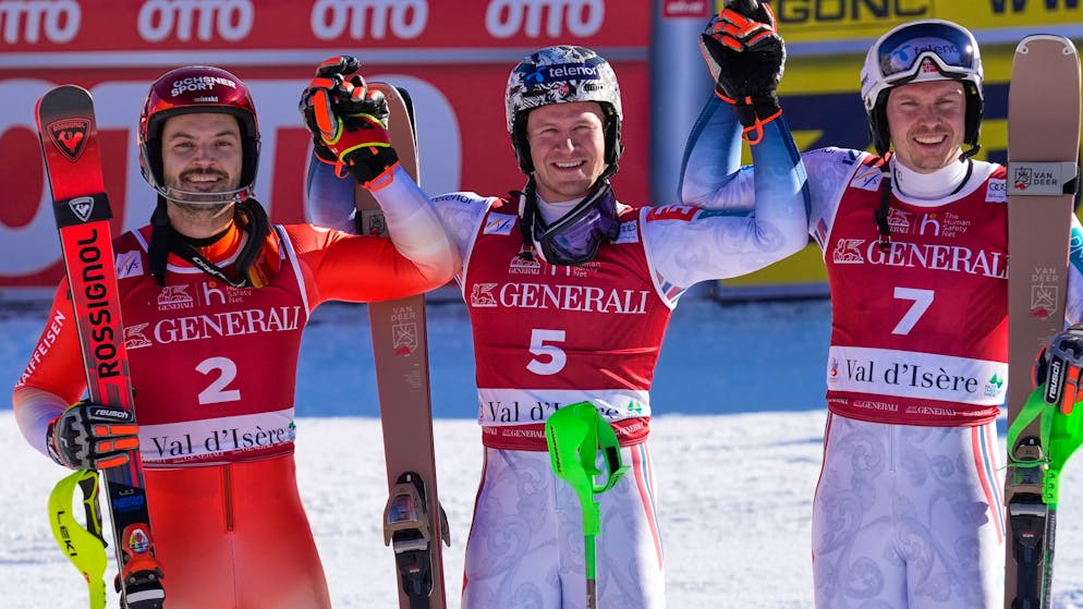 Slalom de Val d'Isère. Loïc Meillard à un souffle de la victoire, Matthias Iten marque ses premiers points