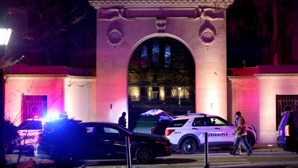 Stati Uniti. Sparatoria alla Brown University, il sospettato è ancora in fuga