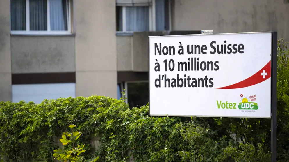 Le Conseil des Etats recommande de rejeter l'initiative de l'UDC «Pas de Suisse à 10 millions!» (image d'illustration).