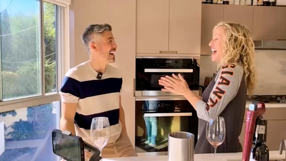 L.A. Calling: Simone's Hollywood Stories. Diese Dinge vermisst Moderator und Schauspieler Max Loong an der Schweiz