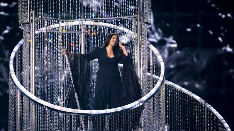 Le concours Eurovision de la chanson est secoué depuis plusieurs mois par une controverse sur la participation d'Israël en raison de la guerre à Gaza mais aussi d'accusations d'irrégularités dans les votes lors de précédentes éditions (ici la candidate Yuval Raphael à Bâle en mai dernier).