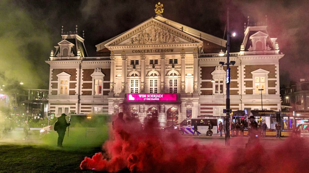 Protest on Sunday in front of the Royal Concertgebouw in Amsterdam.
