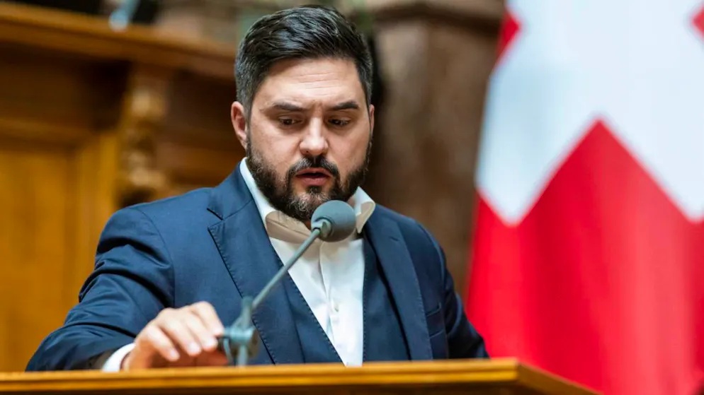 Le conseiller national Cedric Wermuth (PS/AG) a lancé les débats sur le budget lundi en défendant le million supplémentaire pour la lutte contre les violences contre les femmes (archives).