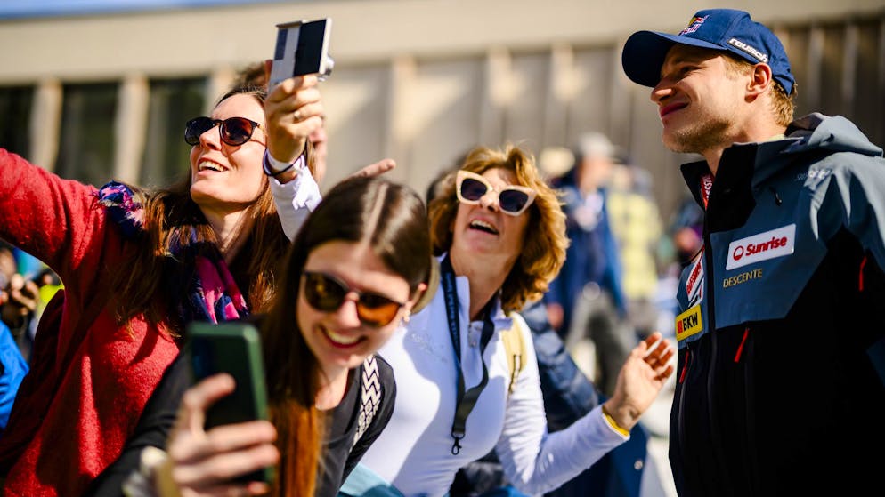 Slap on the butt. Odermatt: 