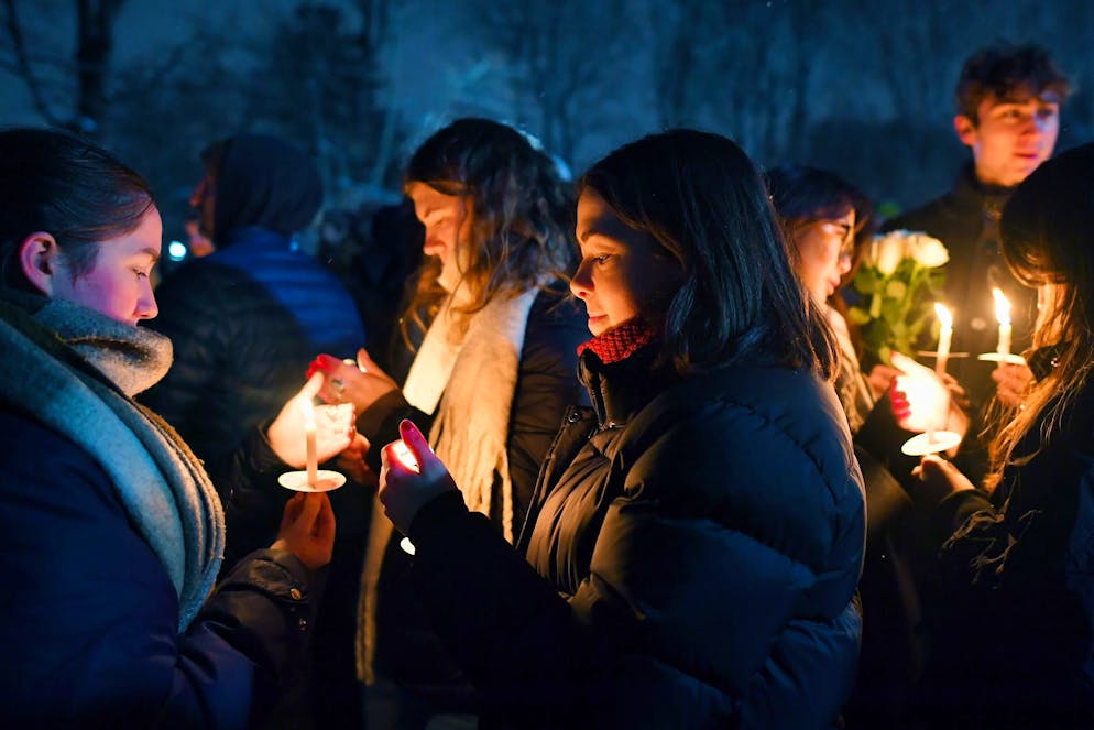 Samedi, un tireur a ouvert le feu dans l’université d’élite de l’Ivy League à Providence, dans le Rhode Island, dans un bâtiment où des examens se déroulaient.