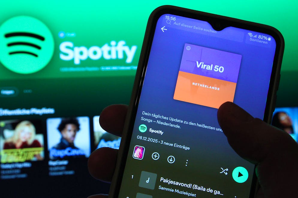 Die Forscher*innen haben 20'000 Songs der Billboard-Hot-100-Charts zwischen 1973 und 2023 untersucht.