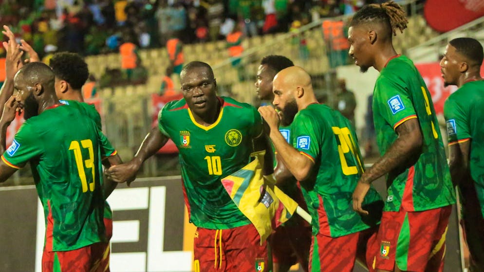 Welche Rolle spielt Eto'o?. Zwei Trainer, zwei Kader – Chaos pur bei Kamerun vor Afrika-Cup