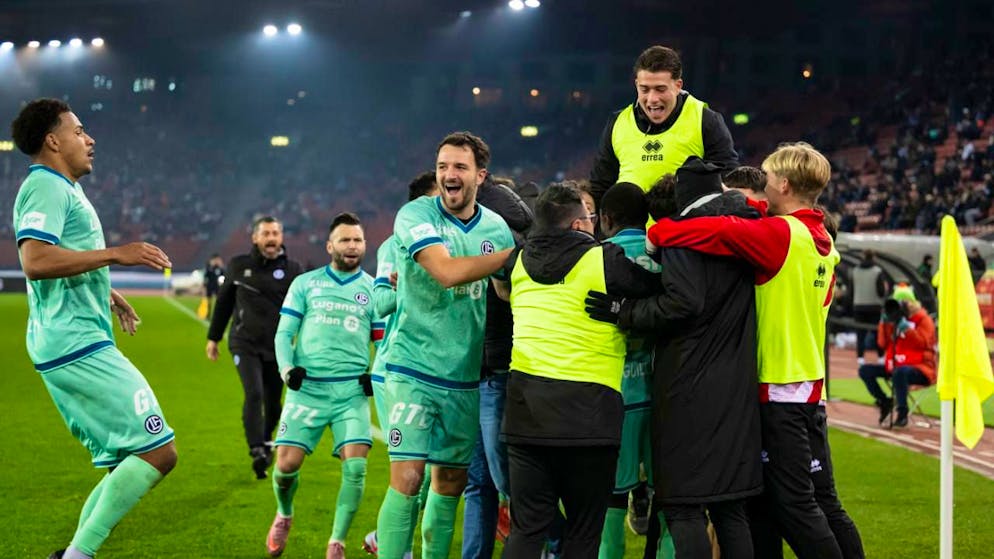 Die Grasshoppers jubeln gegen YB über sechs Tore